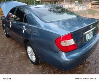 A picture of Belgium standard Camry 04 model with everything working perfectly good