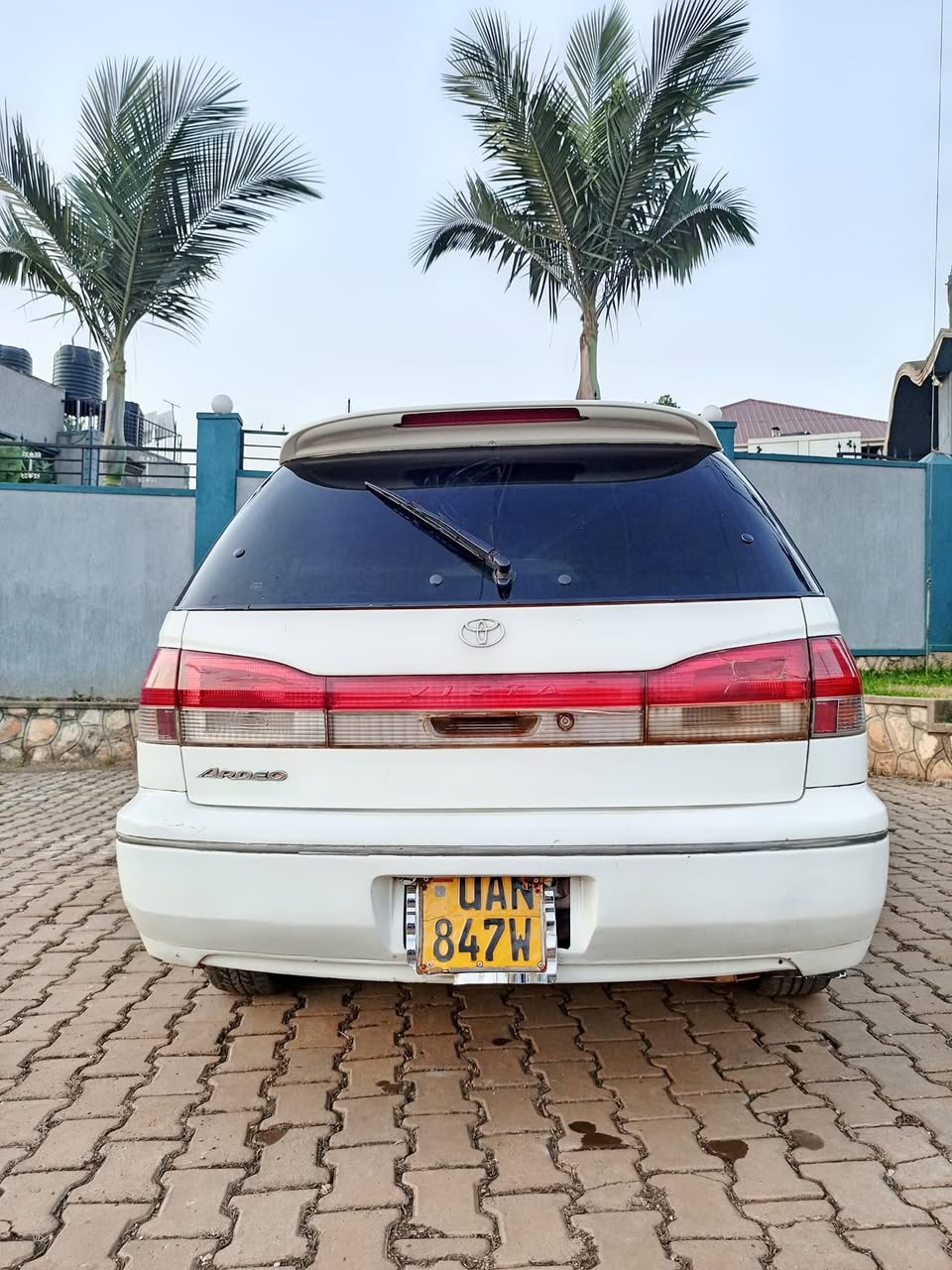 A picture of TOYOTA VISITA ADEO