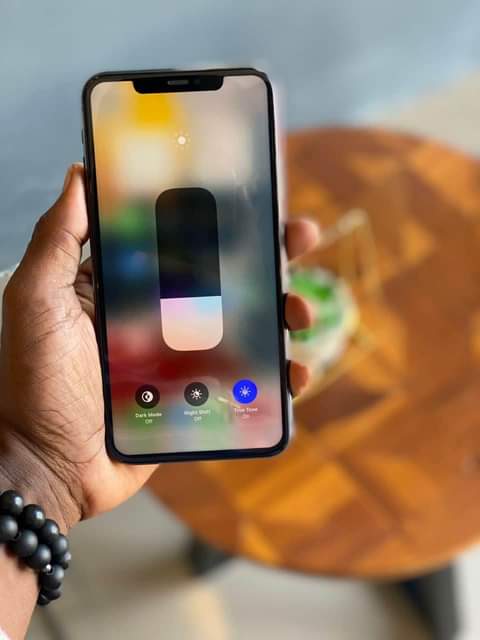 A picture of Iphone 11 pro max