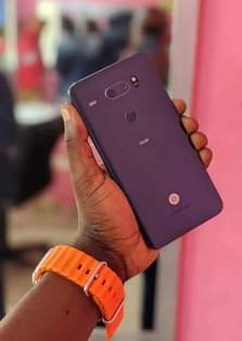 A picture of LG v35