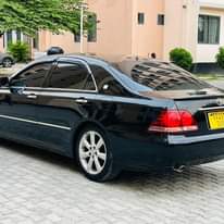 A picture of Toyota crown Athlete