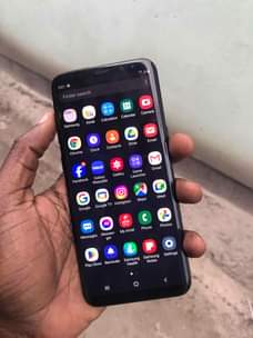 A picture of Samaung s8 plus