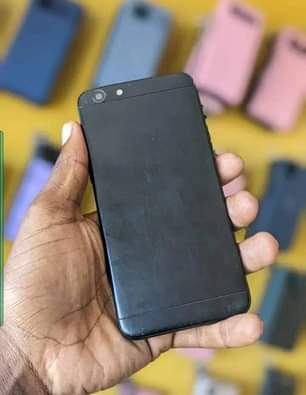 A picture of Oppo Y66 128GB