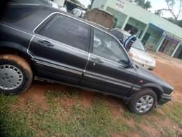 A picture of Mishibush gallant lift back manual transmission engine and gear location