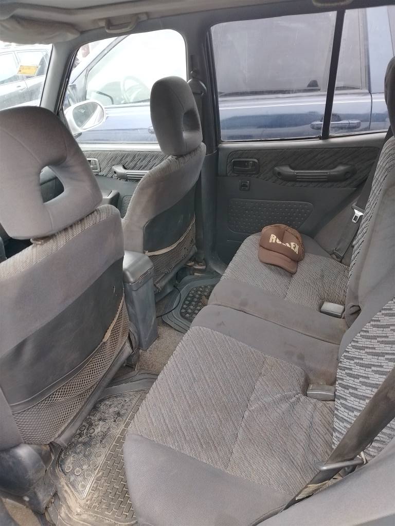 A picture of Toyota Rav4 2000 registered