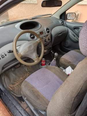 A picture of 2004 Toyota yaris 2004