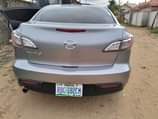 A picture of Mazda 3 2010 automatic