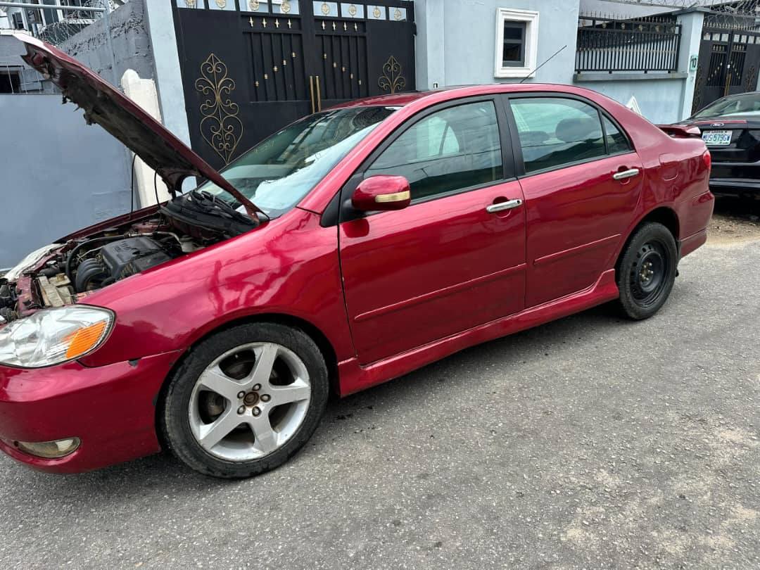 A picture of Toyota Corolla 2005
