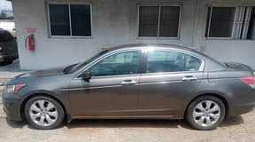 A picture of Honda accord 2009 model v6