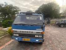 used toyota toyoace