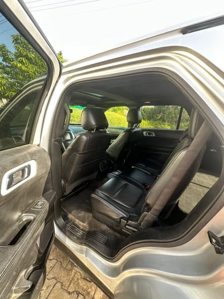 A picture of 2015 Ford Explorer