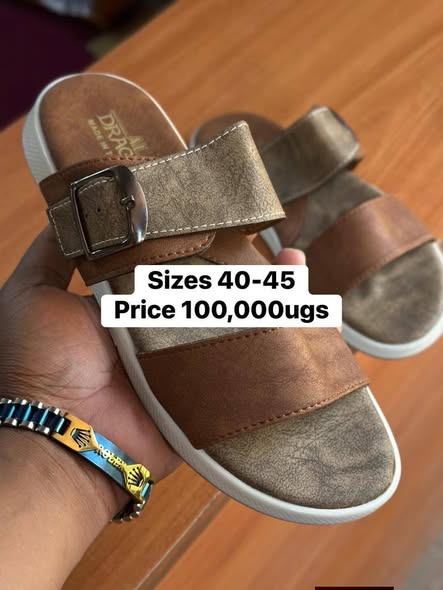 A picture of Open shoes