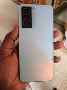 A picture of OPPO A77