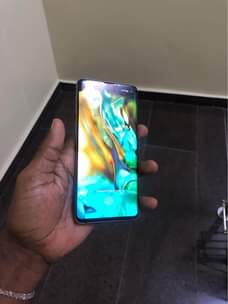 A picture of SAMSUNG S10 5G 