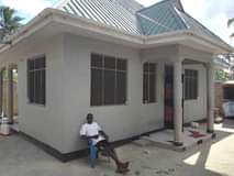 A picture of 0622150081 0656242352