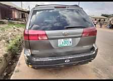 A picture of Toyota Sienna 2004 Untouched Engine and Gear Buy and drive