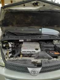 A picture of 2006 Toyota Sienna le In good condition Ac chilling Gear