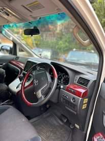 A picture of Toyota Alphald 2010