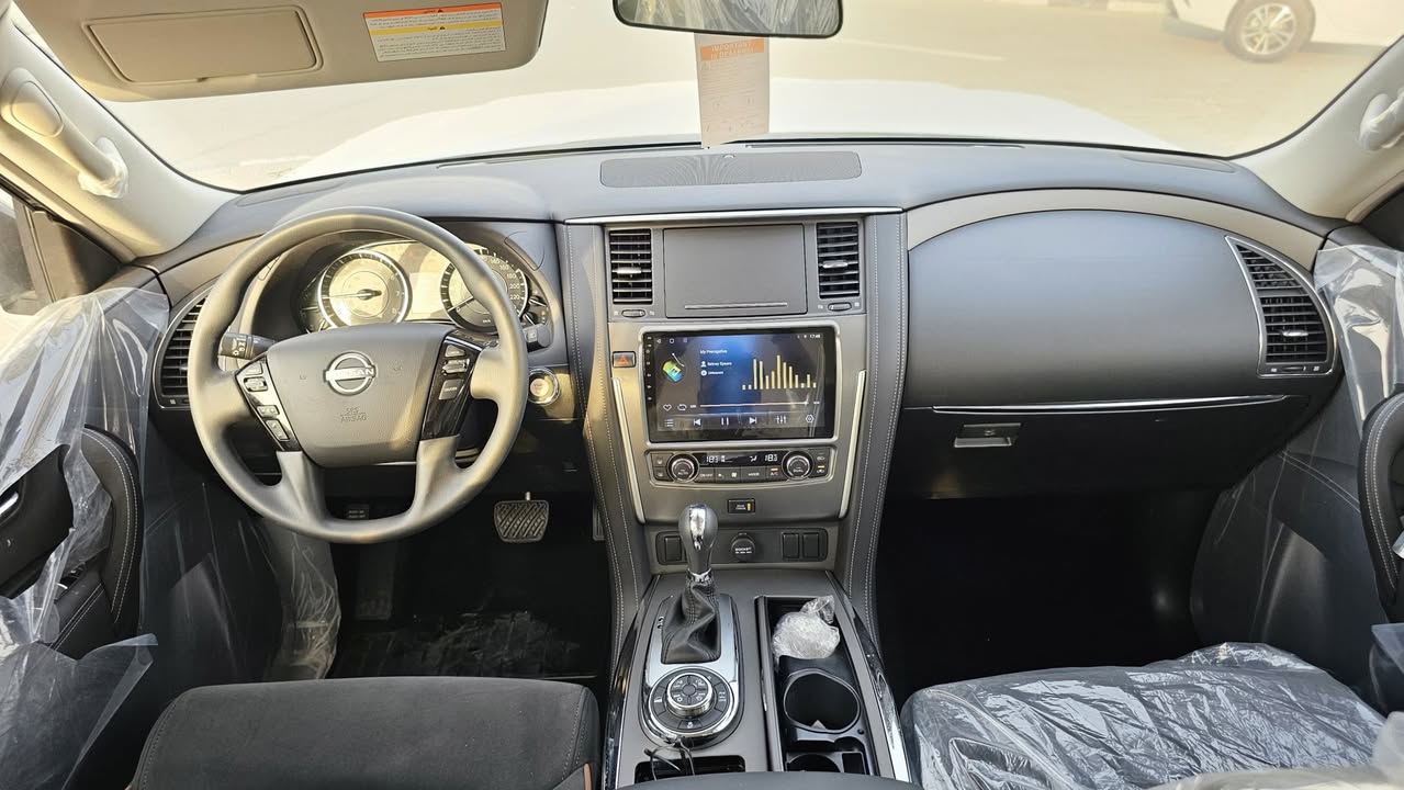A picture of 2023 NISSAN PATROL 4.0 xe 00 00km brand new