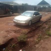 A picture of 2002 Honda Accord Gold