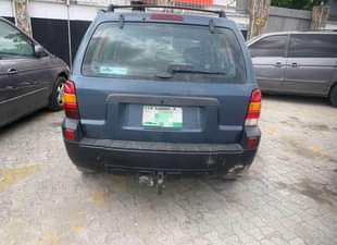A picture of Nigeria used ford escape 2005