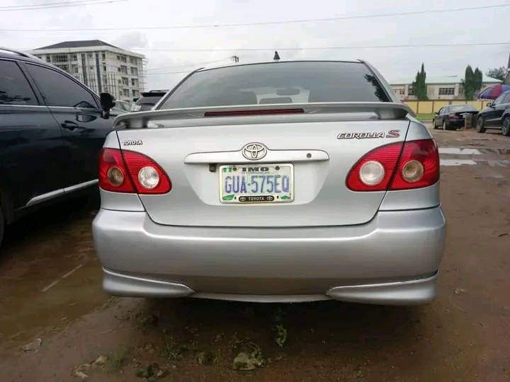 A picture of Highest grade Toyota Corolla SE 07 model Everything is intact