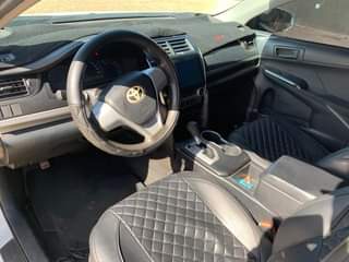 A picture of Toyota Camry 2014 model