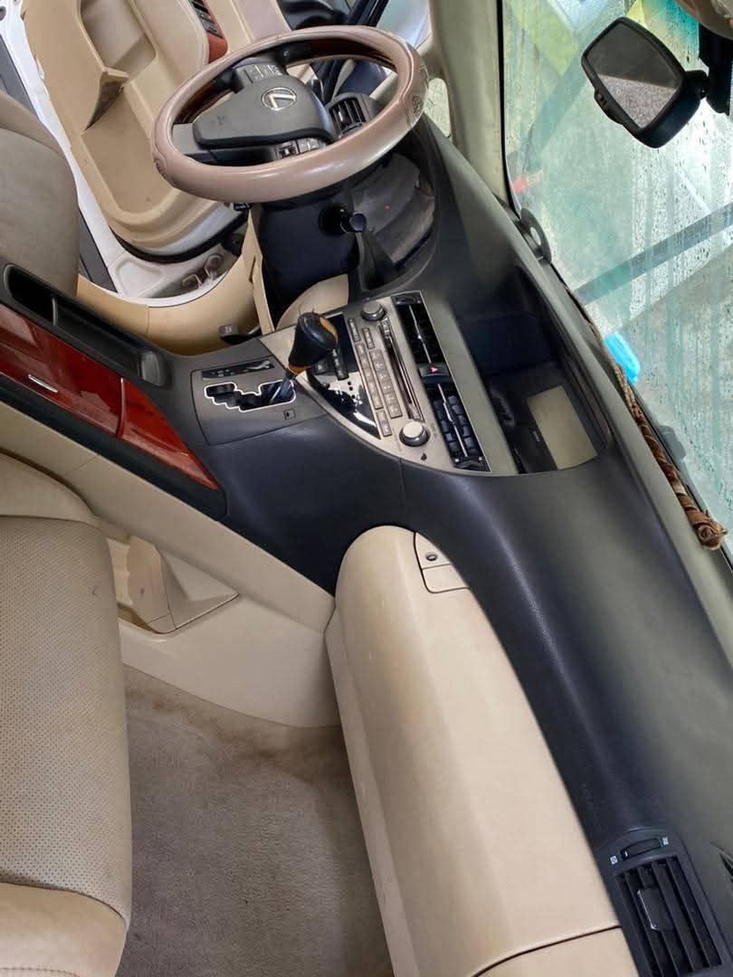 A picture of 2011 Lexus rx 350