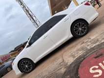 A picture of Toyota camry 2013 Tokunbo standard first body