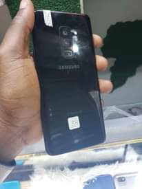 A picture of Samsung s9 Gb 64