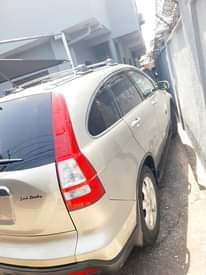 A picture of honda crv 2007