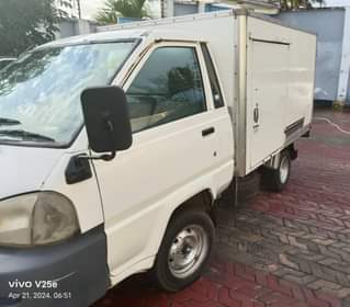 A picture of Toyota TownAce box body