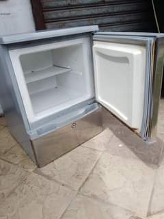 A picture of Boss min 150000 maongezi yapo 0655194001