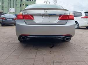 A picture of Tokunbo Honda Accord 014