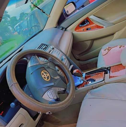 A picture of Massive Distress sale Toyota Camry muscle 08