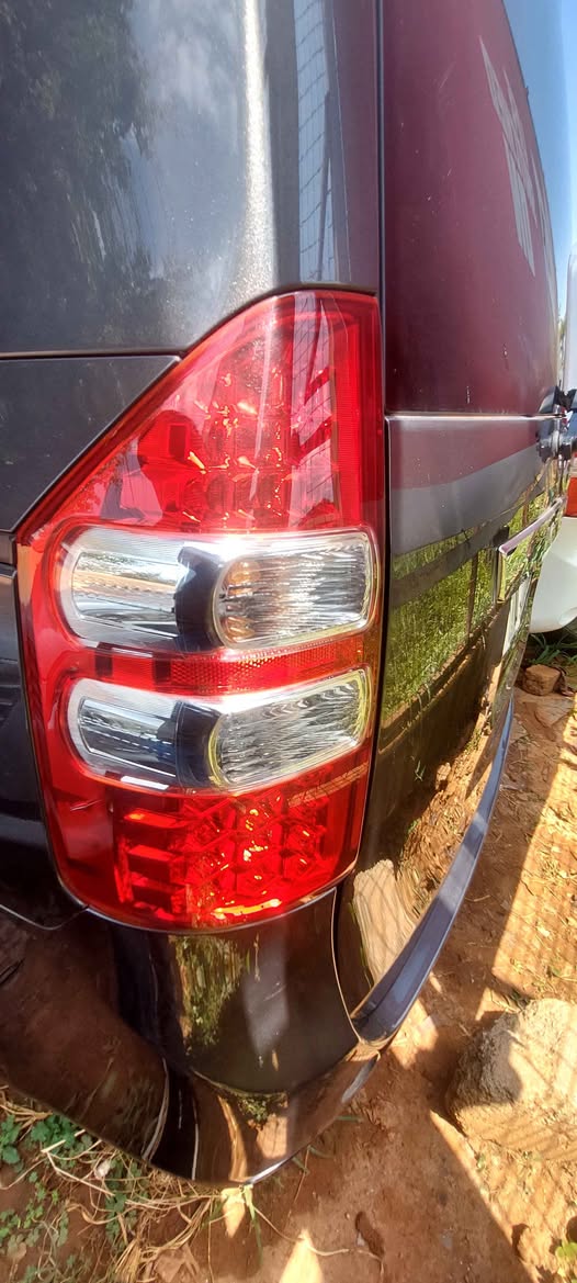 A picture of Noah 2011 model for sale price 45m for contact 0708585050