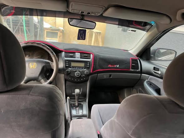 A picture of Honda Accord 2007