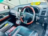 A picture of TOYOTA HARRIER