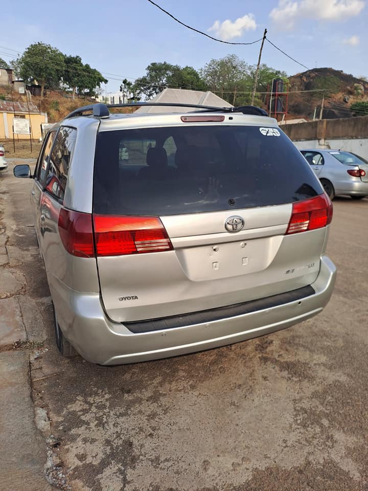 A picture of Distress Sales Beljium Standard Toyota Sienna Buy And Drive With