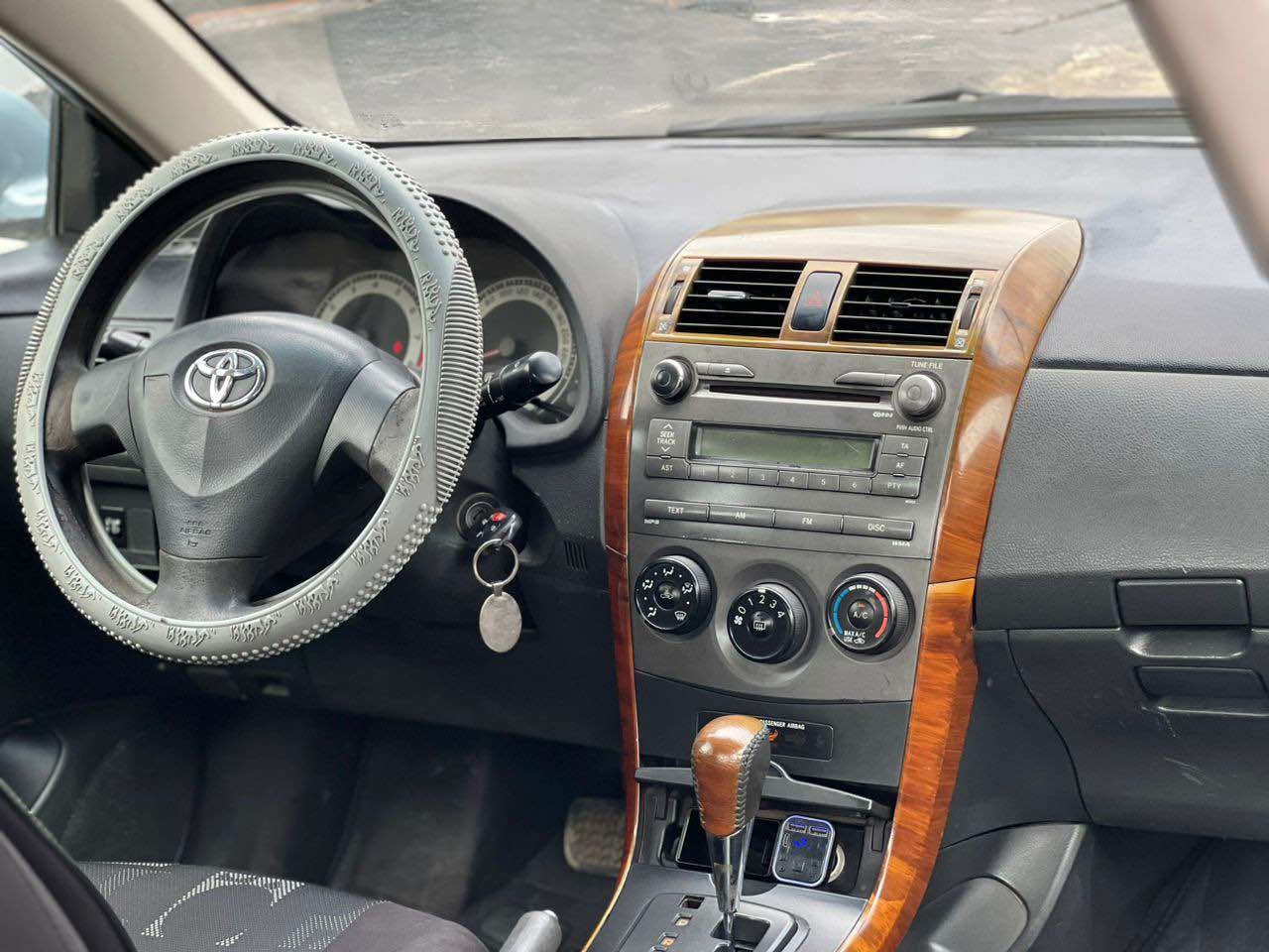 A picture of Toyota Corrolla 2010 Toks Standard 