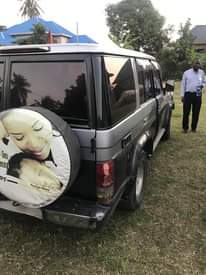 A picture of 0718310856 9 8