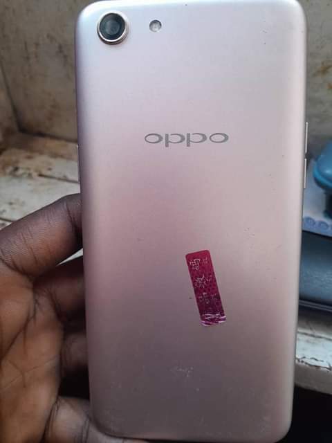 oppo a83
