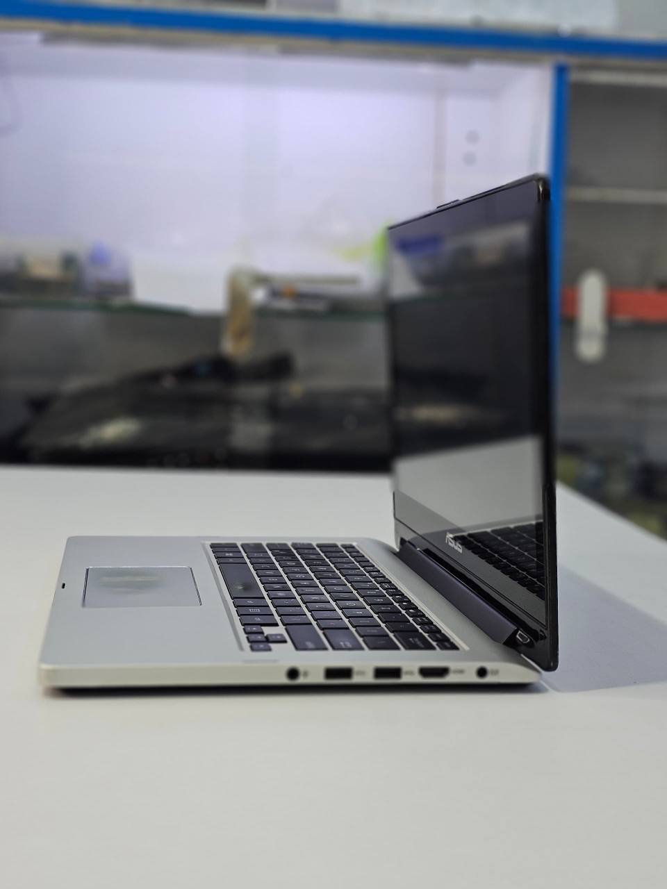 A picture of Asus x360