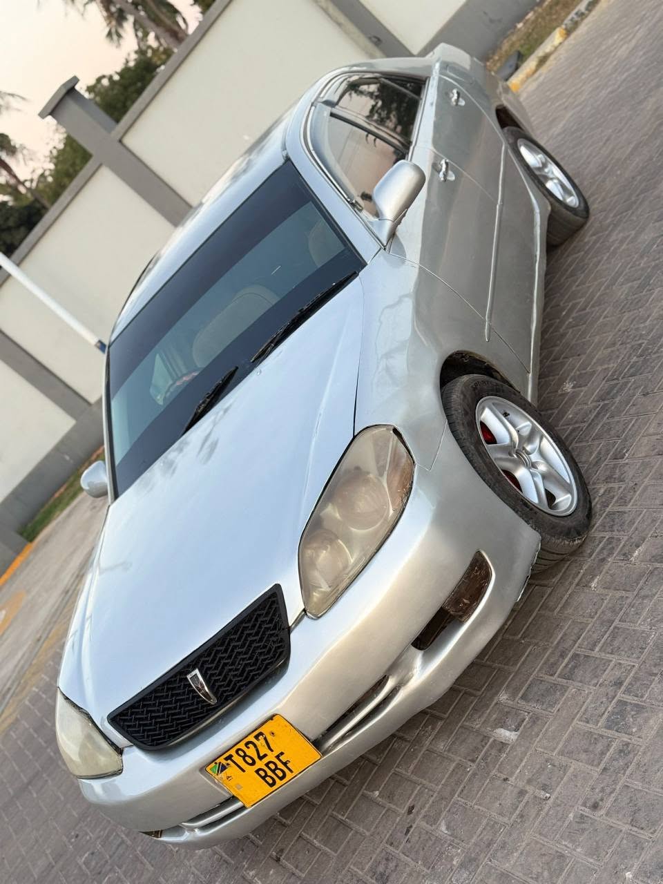 A picture of TOYOTA MARK2 GX110 REGBBF FULL A C GARI KALI SANA