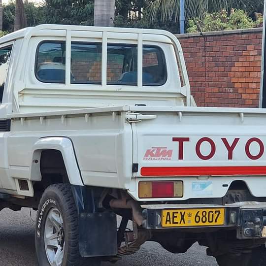 toyota land cruiser