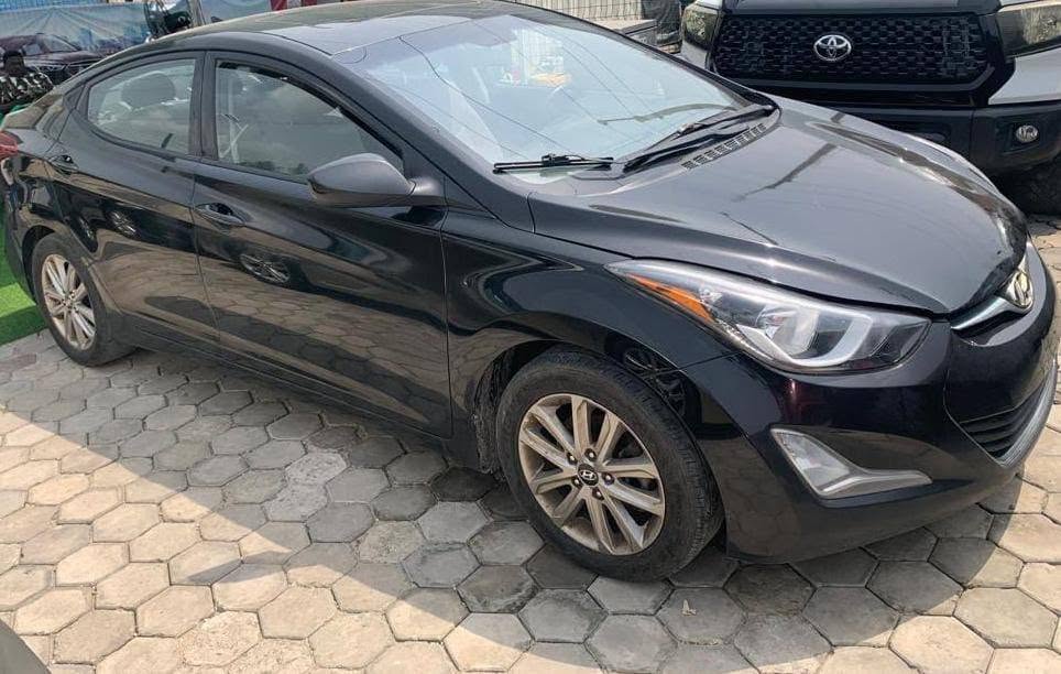 A picture of HYUNDAI ELANTRA 2014 MANUAL TRANSMISSION