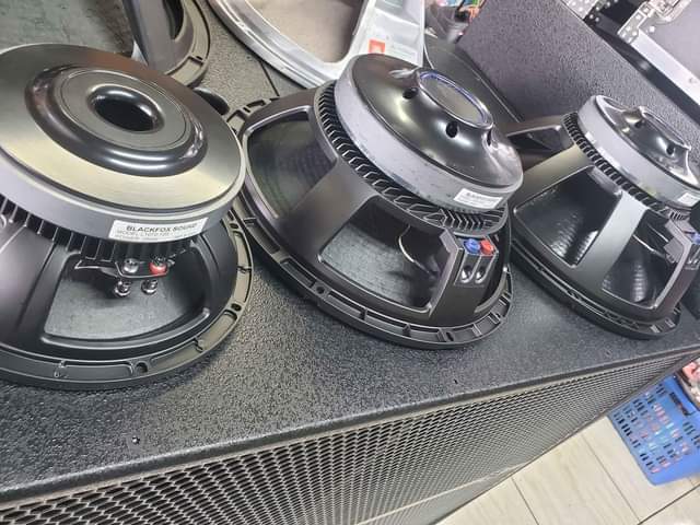 speakers