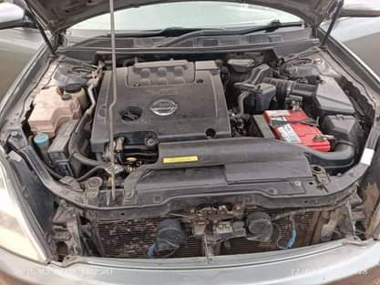 A picture of 2005 Nissan Teana Saloon car
