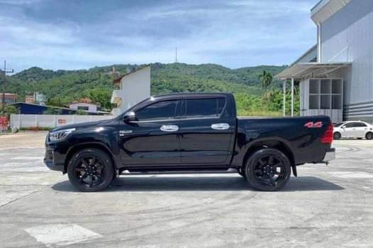 A picture of 2019 Toyota Hilux 2.4
