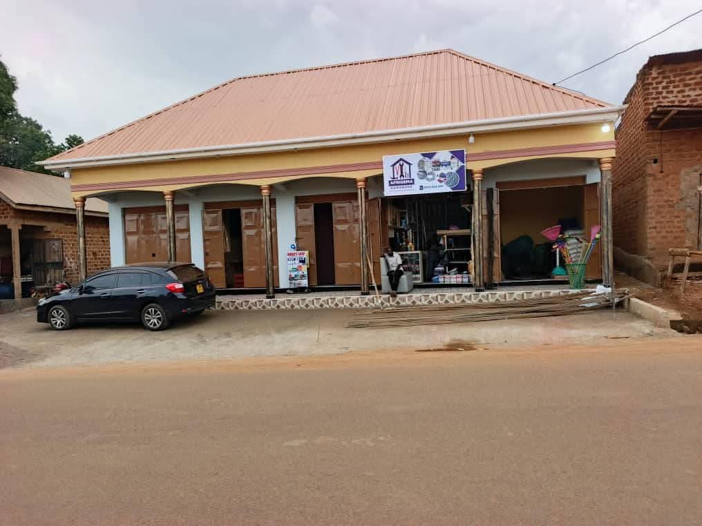 A picture of SHOPS RENTALS
